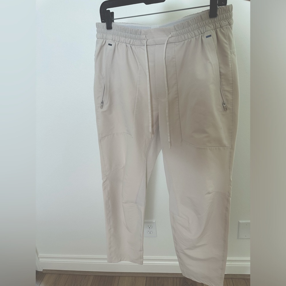 Sz L License to Train Athleisure Pant in White Opal
